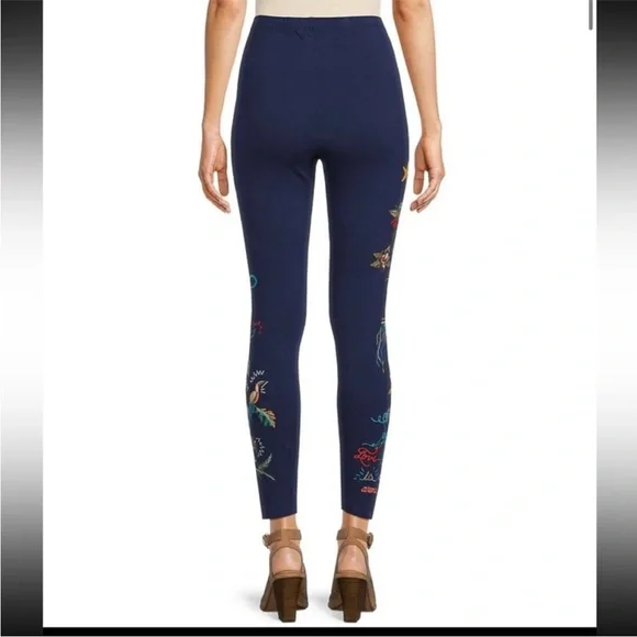 NEW JOHNNY WAS RARE ZOE EMBROIDERED LEGGINGS NAVY - Picture 3 of 16